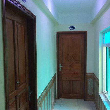 Phuong Nam Noi Bai Airport Hotel Hanoi Bagian luar foto